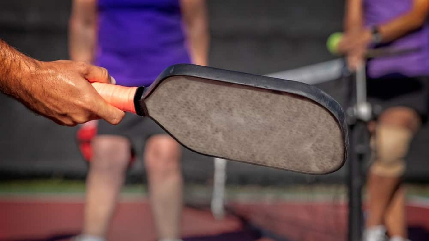 The Best Pickleball Paddles for Players with Tennis Elbow (2026 Guide)